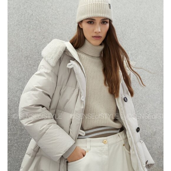 Brunello Cucinelli Women's Puffer Jacket with Fur Collar Monili trim size S 40 - Picture 4 of 11